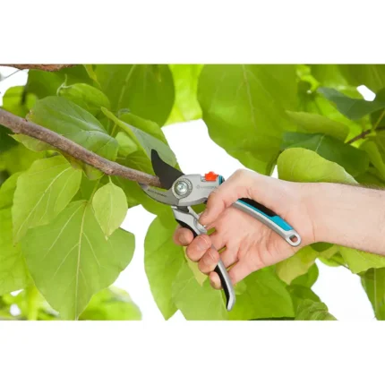 Gardena aluminijumske baštenske makaze 25mm